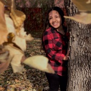 Meet your Posher, Ariana